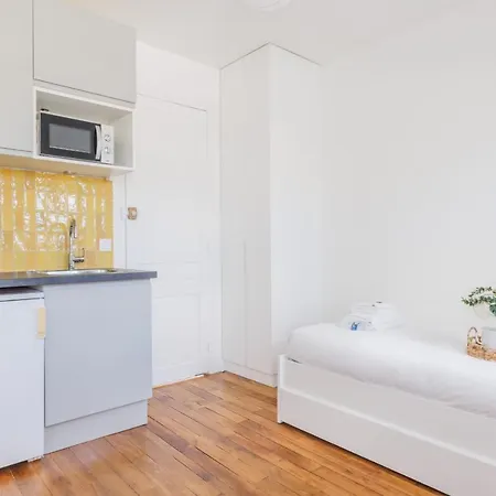 Cozy Studio Renovated Rue Bugeaud Apartment *